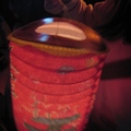 2009台北燈會，國父紀念館的廣場上，元宵節手提紙燈籠，令人懷念起童年往事