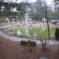 福壽山農場的「天池」是風水寶地，繞池三周，默許心願，就能心想事成