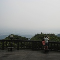 竹子湖的看台，景觀遼闊，俯瞰台北市的山水風光，特別美
