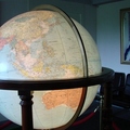 海事博物館內有一個最精密的「地球儀」，圖中的人像是海博館的創辦人林添福