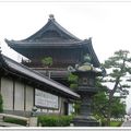 從嵐山回京都市區已經晚了，東本願寺已經關閉，只好在外頭拍拍外觀。