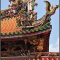 萬華龍山寺正殿屋脊飛龍飛鳳--林大緯 攝影