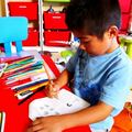 朋友之子 五歲的Daito（南美與日本混血兒）做功課