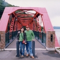 宜宜&菁菁到北海道當觀光客 - 千歲川前的鐵橋