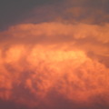 火雲近照，龍捲風的前兆