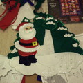 04接著是耶誕老公公-也是花了幾天的功夫-邊縫還要邊塞棉花才能呈現立體感
