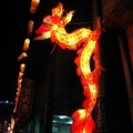 (035)2012台灣燈會在鹿港-千里龍廊燈區/電線杆上小龍花燈