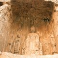 龍門565號窟建於唐代，主佛為彌勒佛，右側弟子為阿難。有「小奉先寺」之稱,因為其格局與造像都與奉先寺一模一樣。 此洞是和尚惠簡為武則天所建。