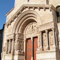 亞爾(Arles)市區內聖扥羅菲姆教堂