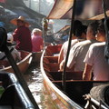 泰國水上市場 船道擁擠