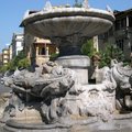Parioli, via Dora 噴泉(19世紀末,貴族區;現在還是呈現財富與優雅的生活方式)