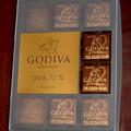 2009年剛收到的生日禮物GODIVA小盒72%巧克力