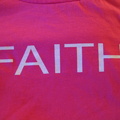 T-shirt_放大...FAITH是偶像單飛後的第一張歌曲