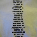 T-shirt_背面是北美演唱會的地點_放大