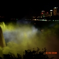 夜色中的Niagara Falls