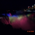夜色中的　Niagara Falls