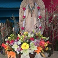 如同台灣式的媽祖，墨西哥到處都是聖母像。期望可奇聖母代禱護佑他們的生意家園。