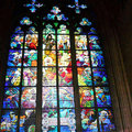 布拉格聖維特大教堂~玻璃花窗3