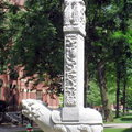 波士頓哈佛大學~烏龜駝碑雕塑