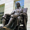 波士頓哈佛大學John Harvard雕像2