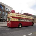 愛丁堡的雙層觀光巴士也是英國特色喔！
