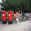 單車、電話亭、郵筒應該是英國or劍橋的三個著名特色囉！