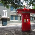 媽閣廟前地上紅色的澳門郵筒2