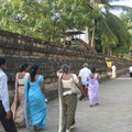 斯里蘭卡 著傳統服飾