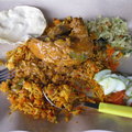 與英傑一伙人一起到工業區中美食街點的印度咖哩雞餐