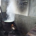 厨房 [Old style stove in the Kitchen]