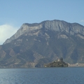 瀘沽湖中ㄉ神女山