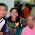 在仁愛醫院精神科復建部教陶的三人
左起吳老師、susu、葉英晉老前輩。