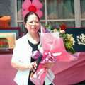 台東市61歲女菜販陳樹菊近十年來把賣菜賺來的錢捐作公益，累積已捐近千萬元行善，慈心善行，猶入人間活菩薩