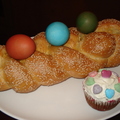 Easter bread and cupcake