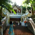 素貼山上著名的佛教避暑聖地-雙龍寺