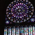 聖母院的彩色玻璃