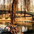 冬天，我的單車停靠在里耳河畔。