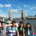 10.遊泰晤士河，背景是倫敦鐵橋！