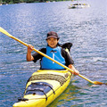 空閒時，金川最喜歡划著獨木舟，一個人在靜謐的湖面上，一面划著槳、一面回味生活；對了，你有沒有想過一旦基隆河污染整治完全之後，我們將可以在台北市的河濱，舉行許多水上活動？(攝影/豆照勳)