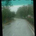 雨中的高速公路