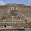 TEOTIHUACAN的太陽金字塔