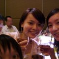 香檳好好喝唷！左下那只出現大眼是我小妹～莫湘
