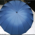 可愛的五百萬霸王傘，直徑近2米，大雨不愁