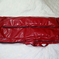 複合弓後背袋~~外皮使用紅色鱷魚皮壓紋合成皮