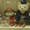 位於韓國濟州島的泰迪熊博物館，展現了泰迪熊誕生100年來的歷史，在博物館裡，所有重要的人類歷史，都由泰迪熊扮演。(本圖片為筆者所拍攝)

