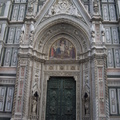 聖母百花大教堂的大門