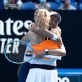 2022 澳網女雙冠軍 右 Krejcikova    及 Siniakova  .jpg