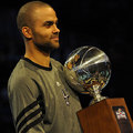 2012 NBA All-Star(全明星賽) - 技術球挑戰賽冠軍Tony Parker