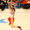 2012 NBA All-Star(全明星賽) - 灌籃大賽Chase Budinger超屌蒙眼大轉身後灌~~