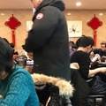 極地雪衣: Canada Goose 突然發現一堆亞洲人都在穿這牌子的極地雪衣，連在餐廳吃飯也不脫⋯為什麼？ - 11